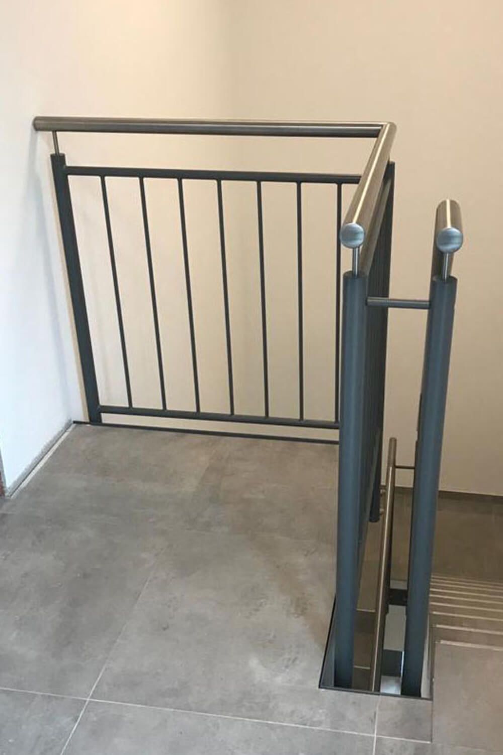 Treppengeländer aus Edelstahl